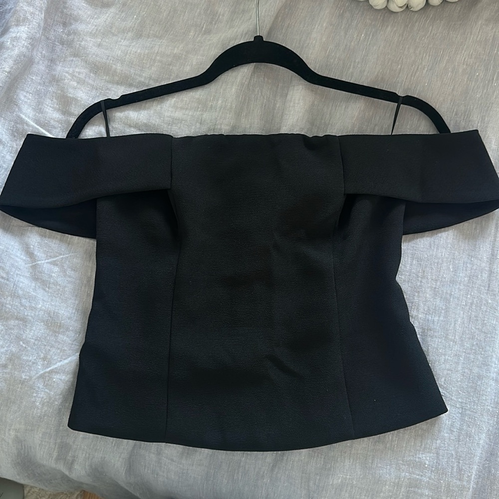Off the shoulder chic top
